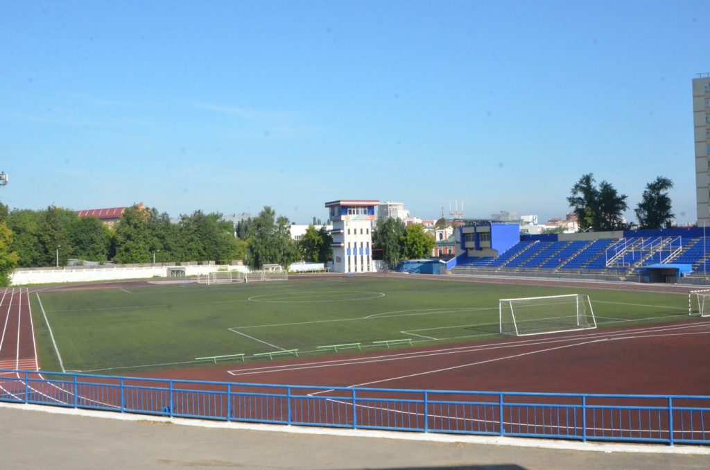 Футбольные стадионы в Перми